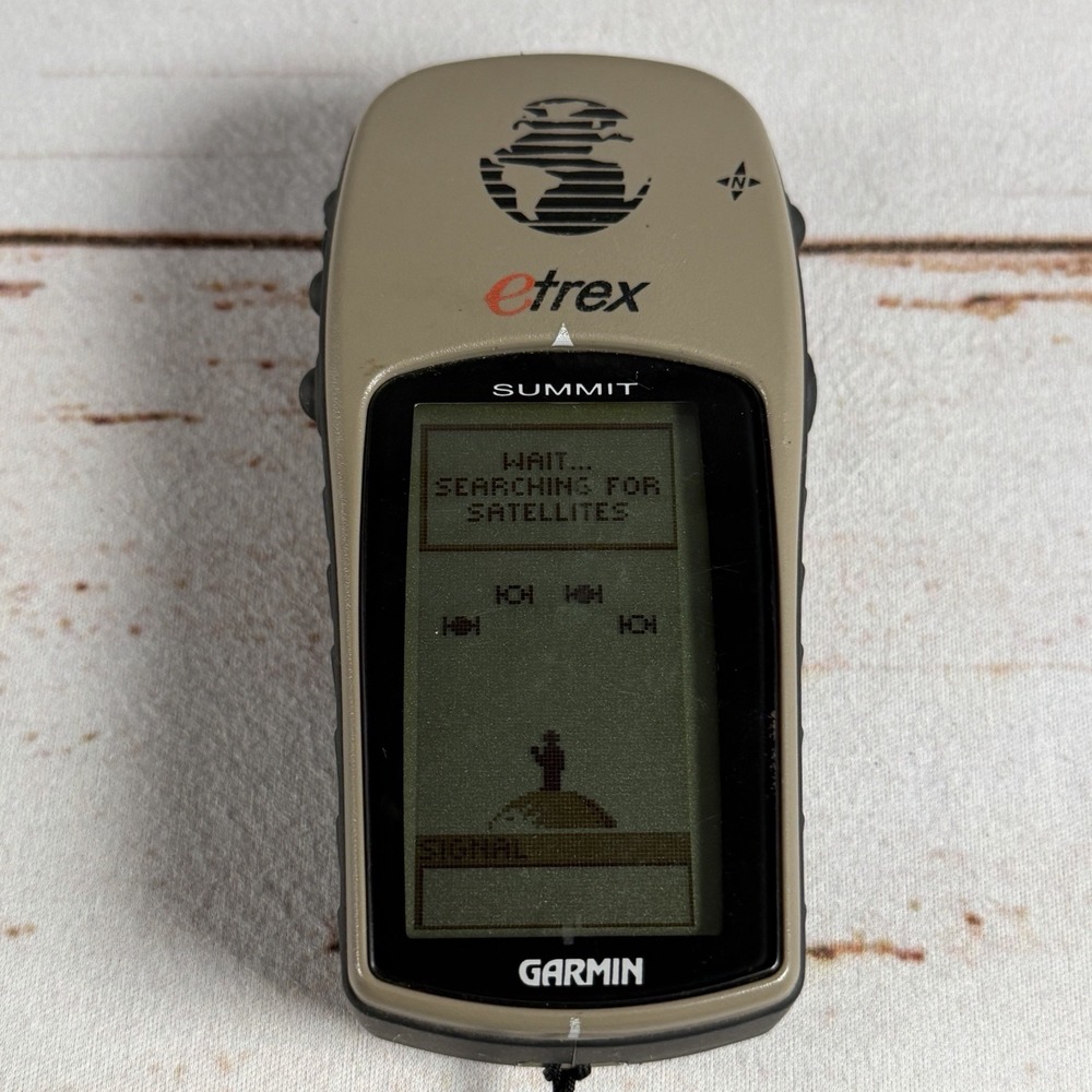 Garmin eTrex Summit Portable GPS Navigator Camo Classic Handheld Works Used